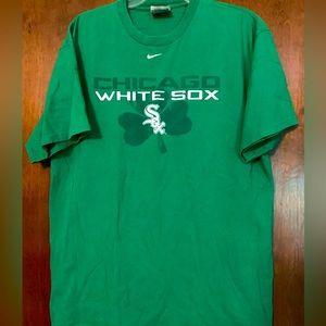 Green vintage Nike White Sox Shamrock tee-Men’s Size L